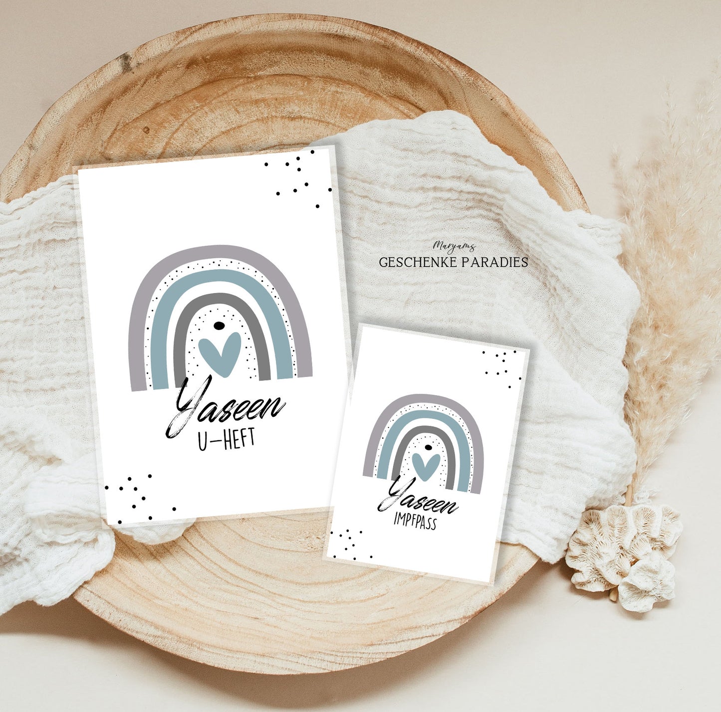 U-Heft und Impfpass Hülle personalisiert für Jungs, Schutzhülle mit Namen, Geschenk zur Geburt, Baby Party, Regenbogen