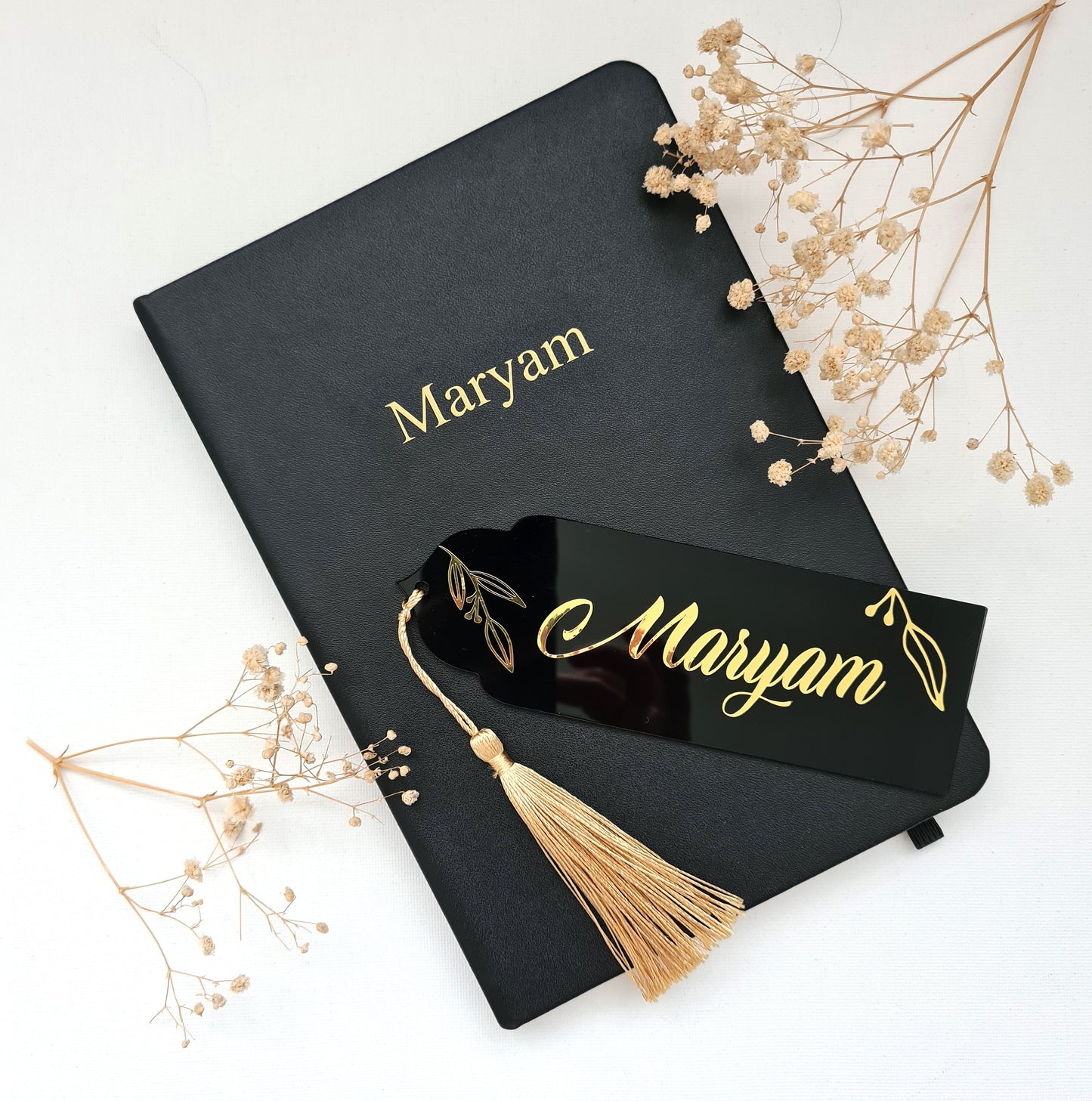 Geschenkset in schwarz, personalisiertes Notizbuch und Lesezeichen, Geschenk mit Namen