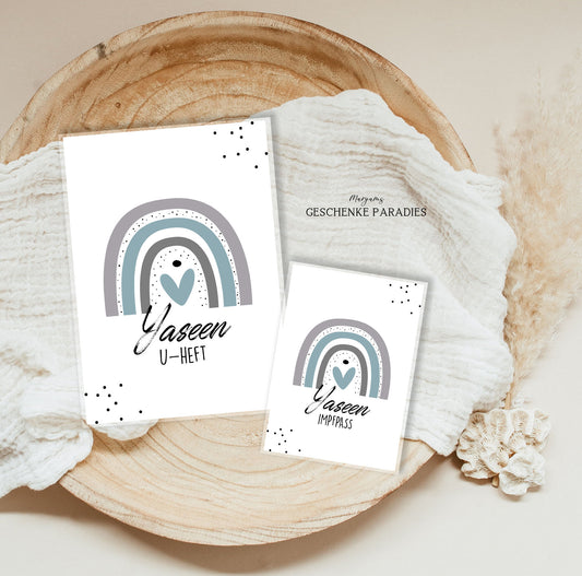 U-Heft und Impfpass Hülle personalisiert für Jungs, Schutzhülle mit Namen, Geschenk zur Geburt, Baby Party, Regenbogen